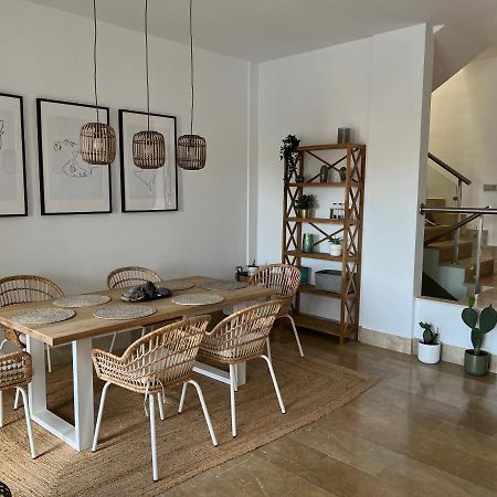Sun Bay Villas Apartment サンミゲル・デ・アボナ エクステリア 写真