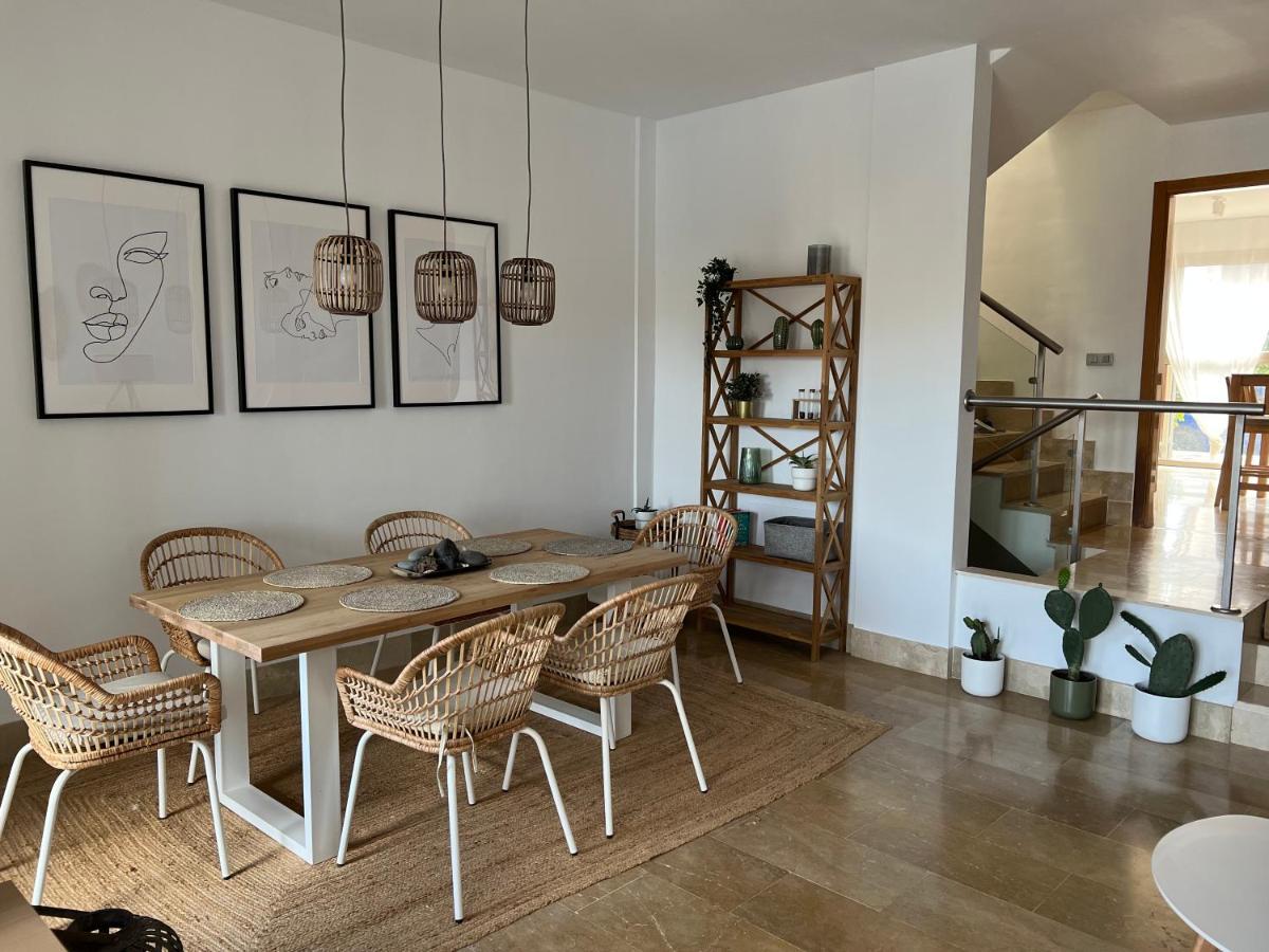 Sun Bay Villas Apartment サンミゲル・デ・アボナ エクステリア 写真