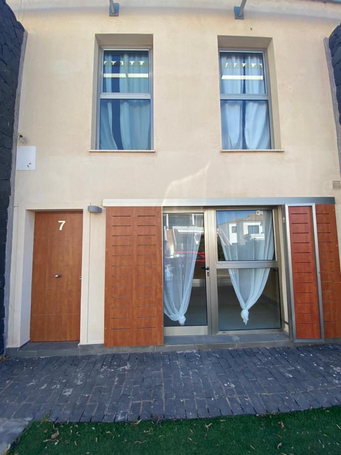 Sun Bay Villas Apartment サンミゲル・デ・アボナ エクステリア 写真